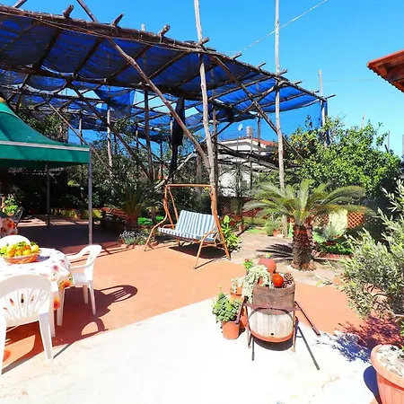 فندق مبيت وإفطار La Maison De Titty & Margherita