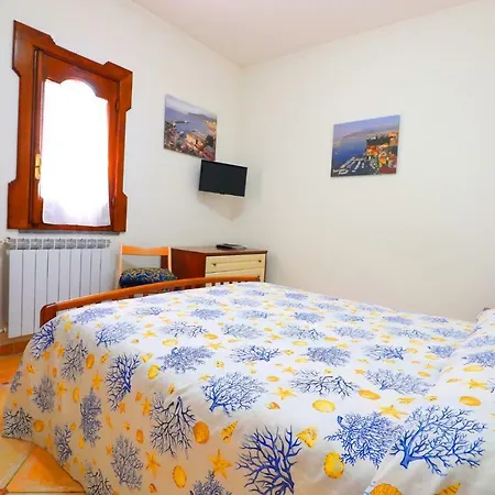 فندق مبيت وإفطار La Maison De Titty & Margherita 3*