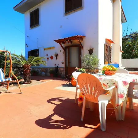 La Maison De Titty & Margherita فندق مبيت وإفطار 3*